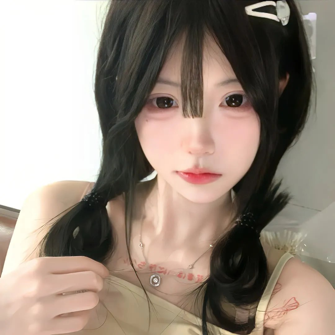 黄阿丽：小眼镜蛇